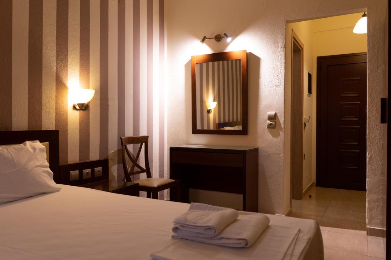 Hotel Zeus อาฟิโตส ภายนอก รูปภาพ