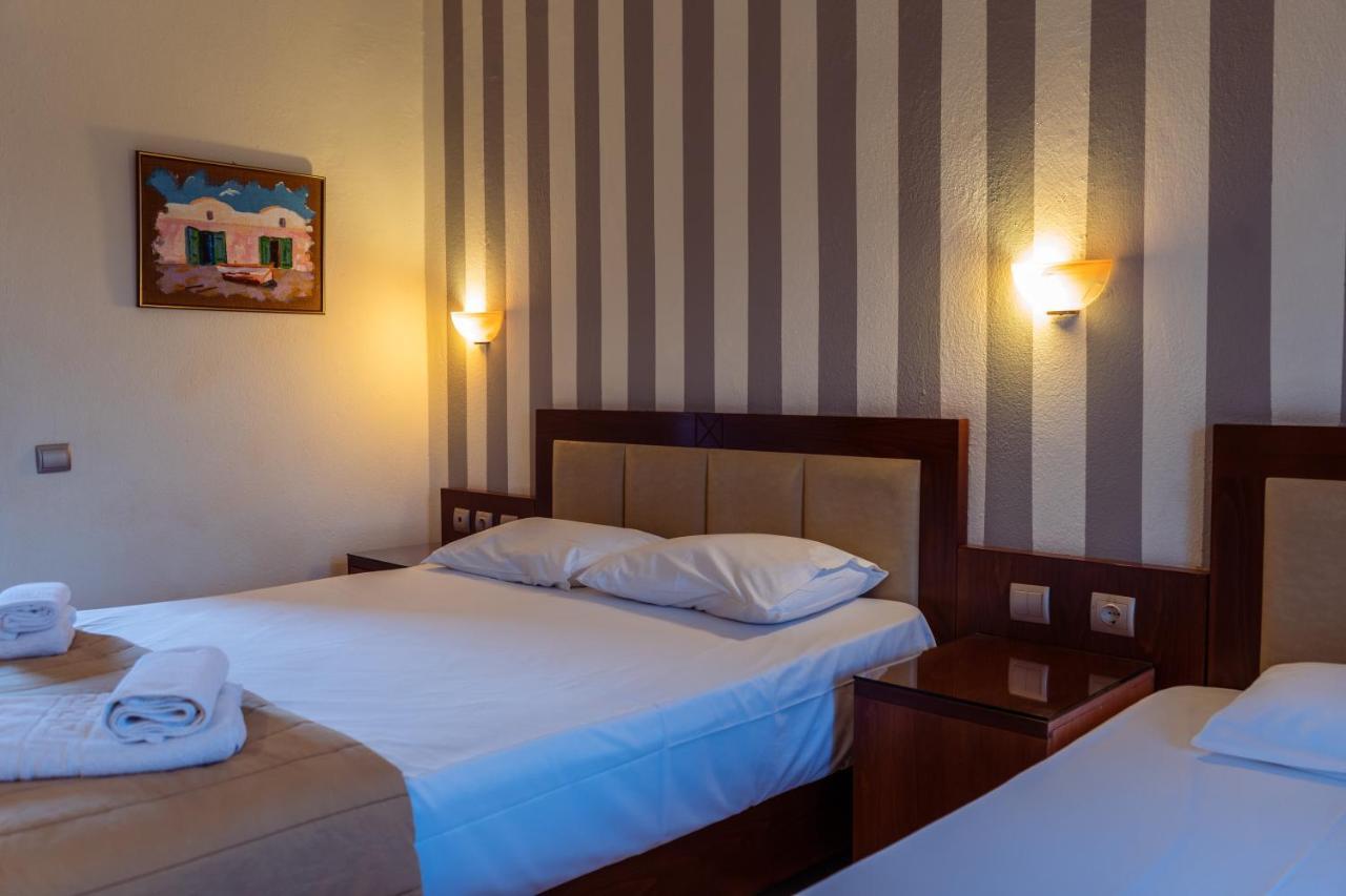 Hotel Zeus อาฟิโตส ภายนอก รูปภาพ
