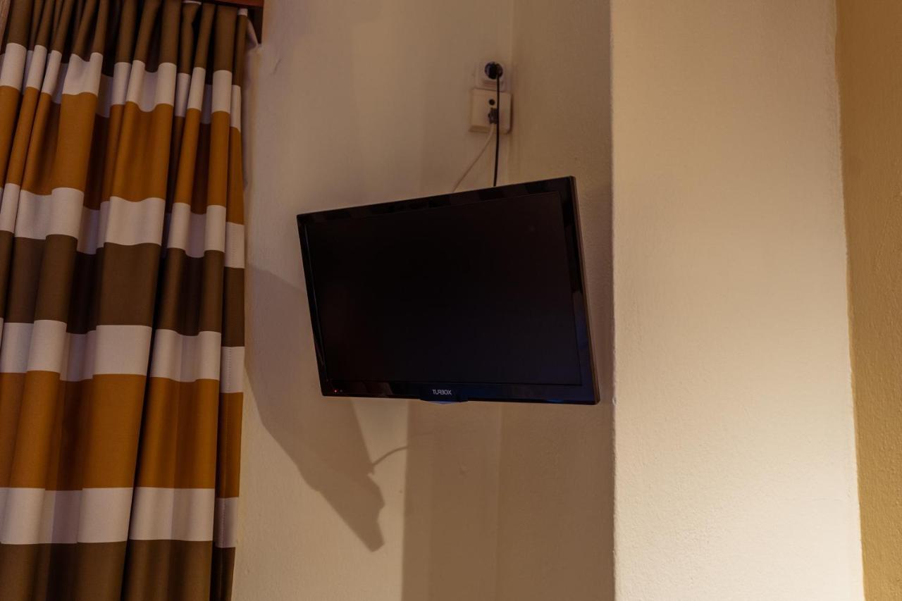 Hotel Zeus อาฟิโตส ภายนอก รูปภาพ