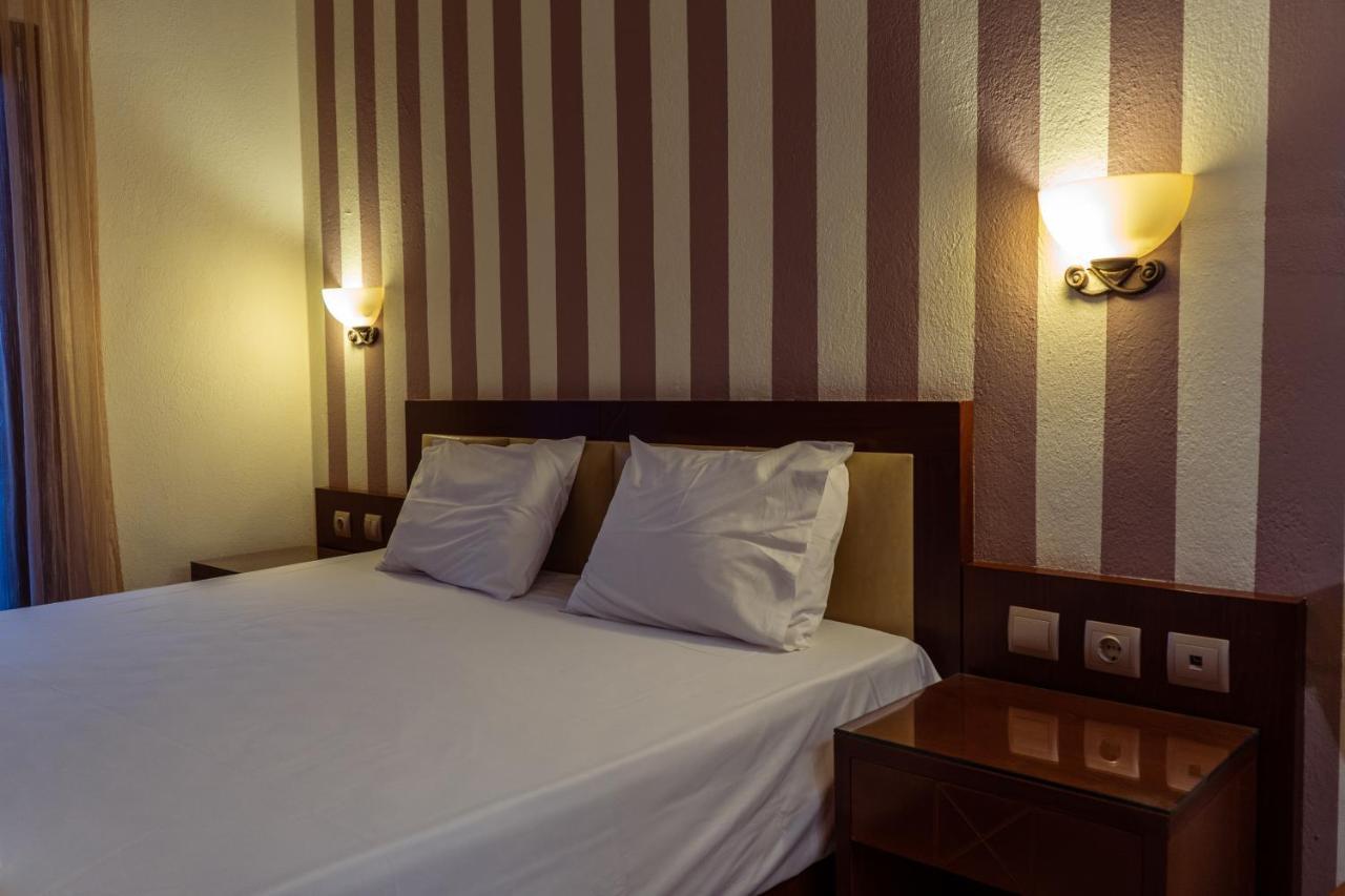 Hotel Zeus อาฟิโตส ภายนอก รูปภาพ