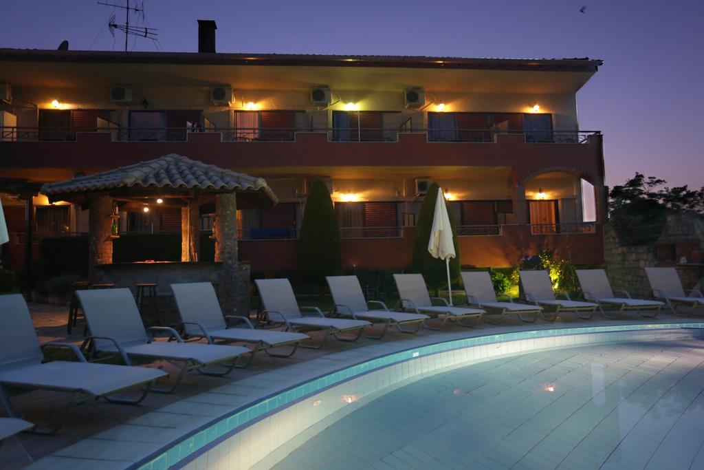 Hotel Zeus อาฟิโตส ภายนอก รูปภาพ