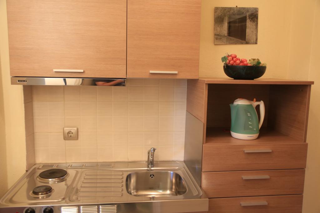Hotel Zeus อาฟิโตส ภายนอก รูปภาพ