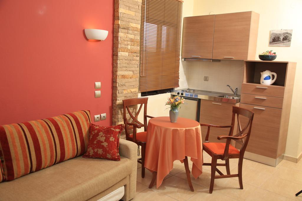 Hotel Zeus อาฟิโตส ภายนอก รูปภาพ